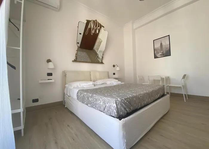 ベッド・アンド・ブレックファスト 10 Mt Dal Duomo ベネヴェント